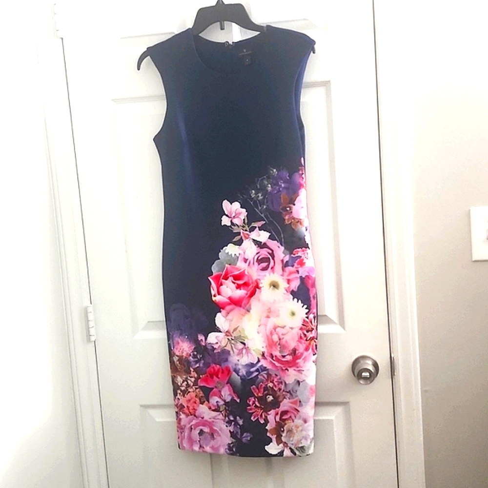 EUC Worthington Floral Sheath dress